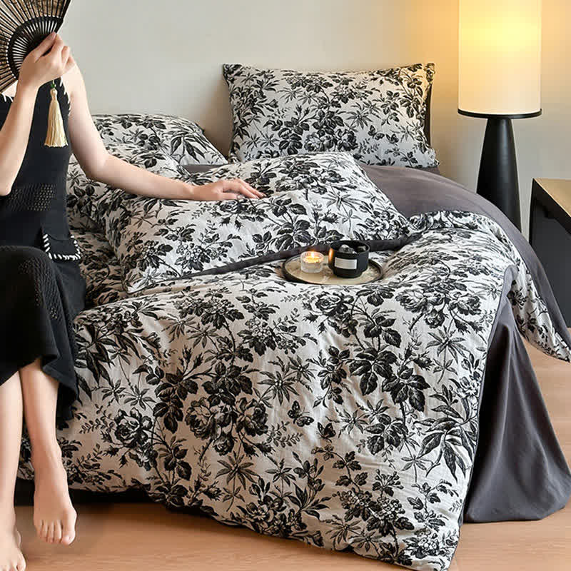 Parure de lit en coton naturel Black Camellia (4 pièces)