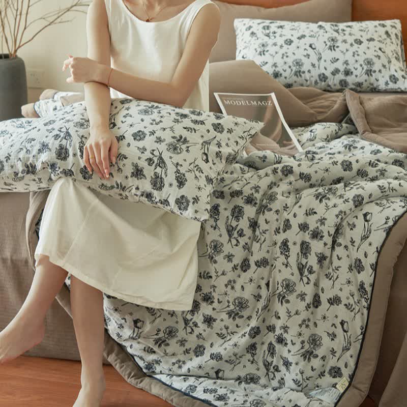 Couette noire en gaze de coton naturel à motif floral - image 5