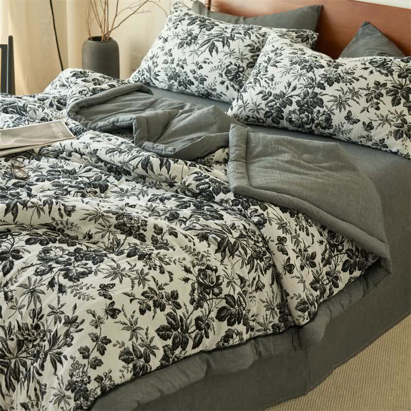 Couette camélia noire en gaze de coton naturel - image 2