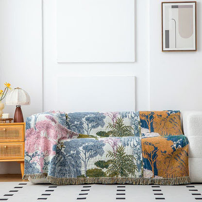 Couette en gaze de coton avec pompons au motif forêt - image 2