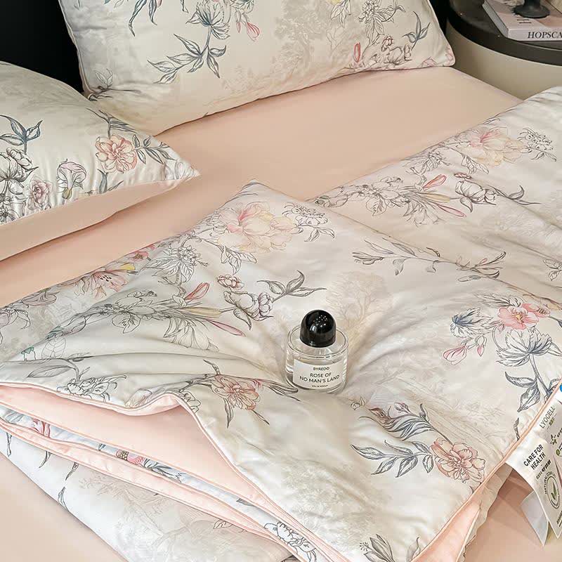 Couette soyeuse en tissu naturel avec motif de roses - image 7