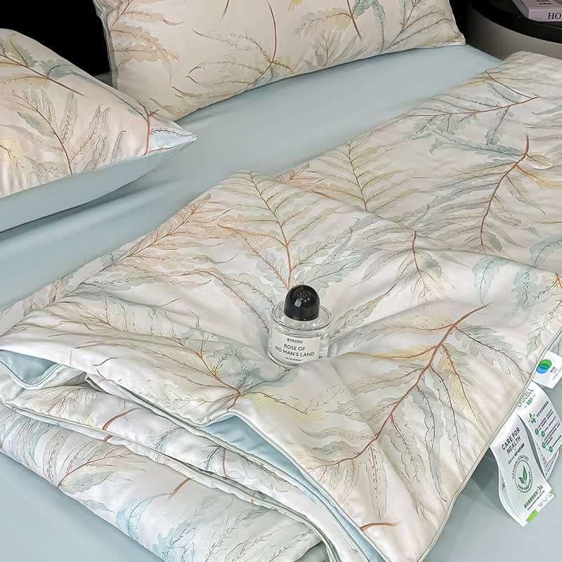 Couette soyeuse avec imprimé feuilles apaisantes - image 4