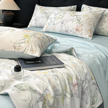 Couette soyeuse naturelle avec motif floral pastel - image 2