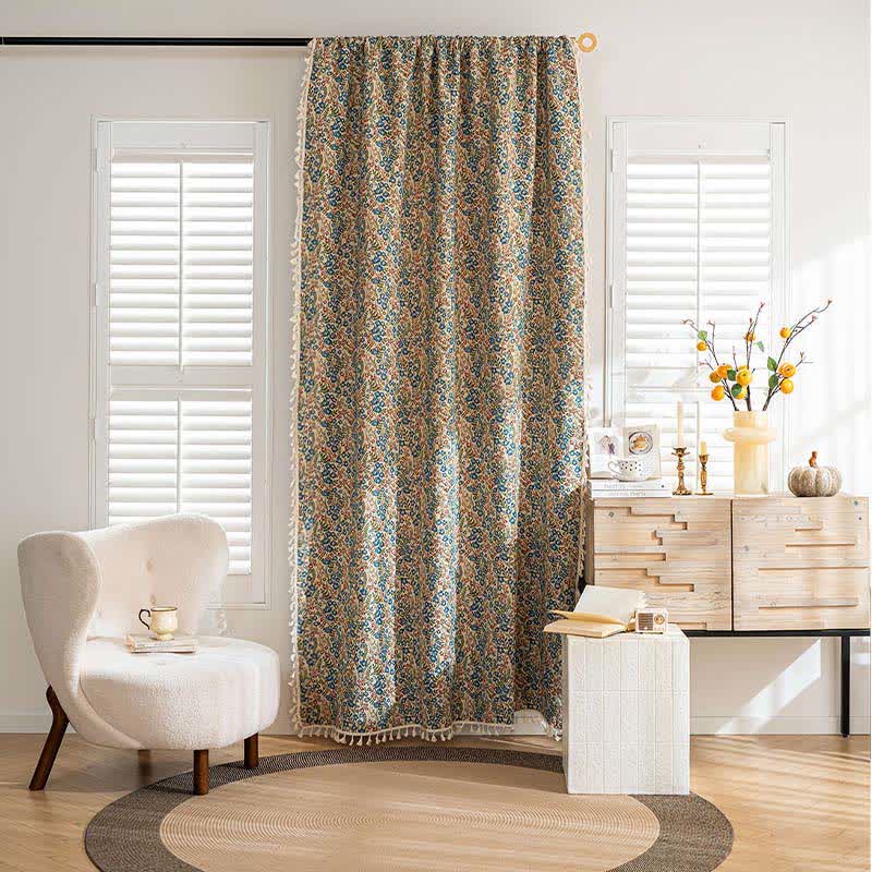 Rideau jacquard bleu à pompons et motif floral - image 2