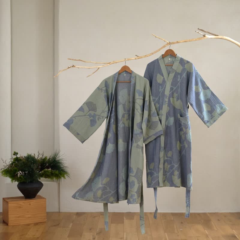 Peignoir kimono en coton bio avec feuille de ginkgo - image 1