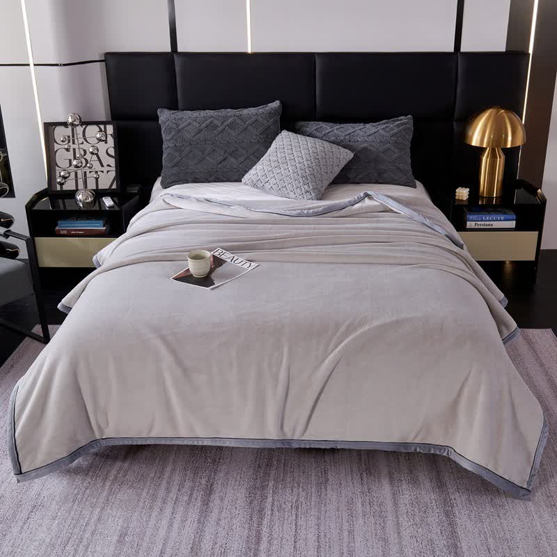 Couverture unie au style minimaliste - image 6
