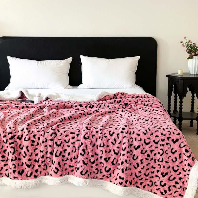 Couverture Sherpa Jacquard Léopard - Rose - 200cm x 230cm - image 8