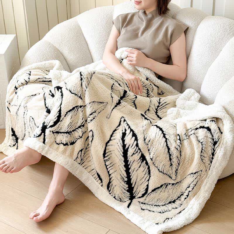 Couverture en peluche jacquard avec de grandes feuilles - image 7