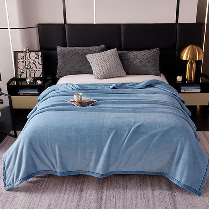 Couverture unie au style minimaliste - image 19