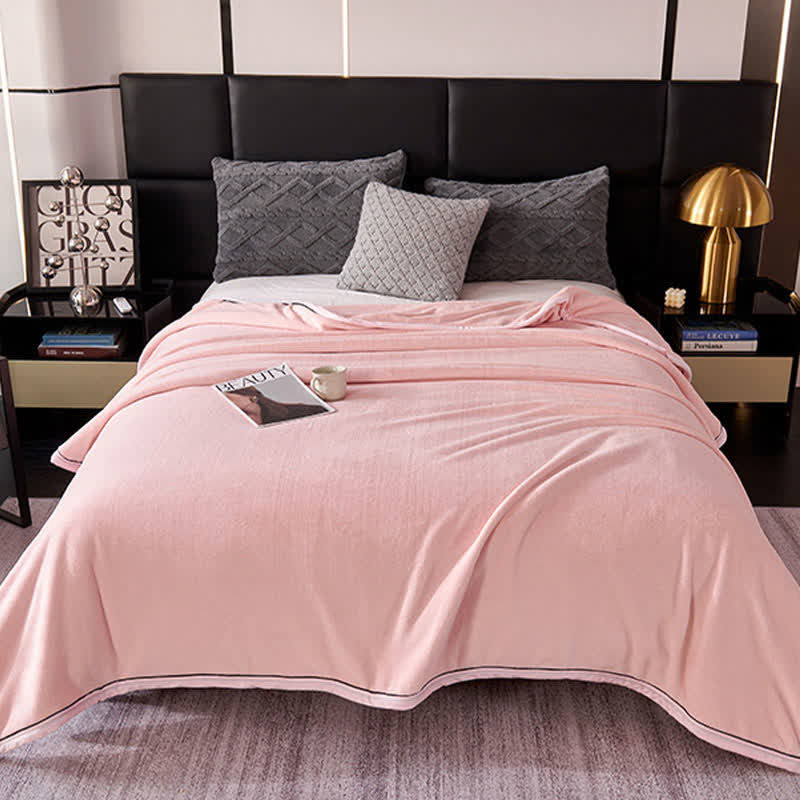 Couverture unie au style minimaliste - image 10