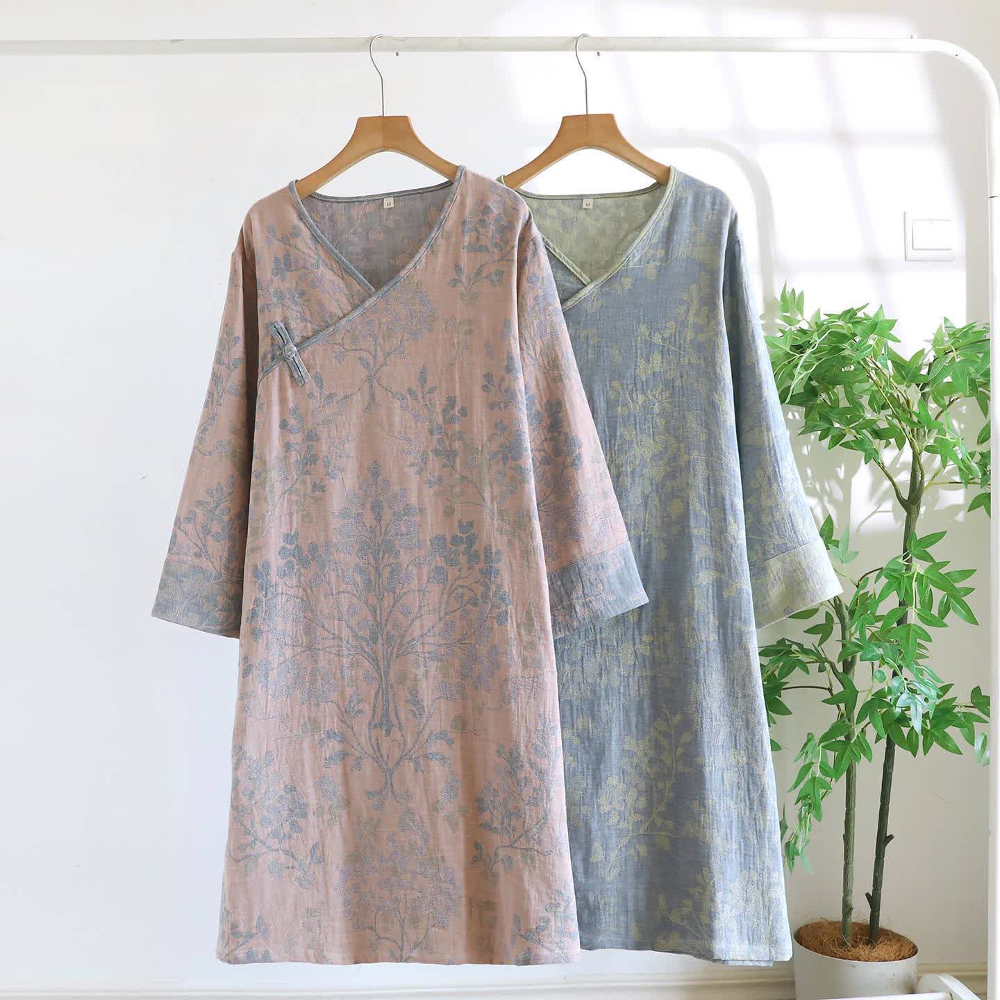 Élégante chemise de nuit en coton biologique à motif floral - image 2