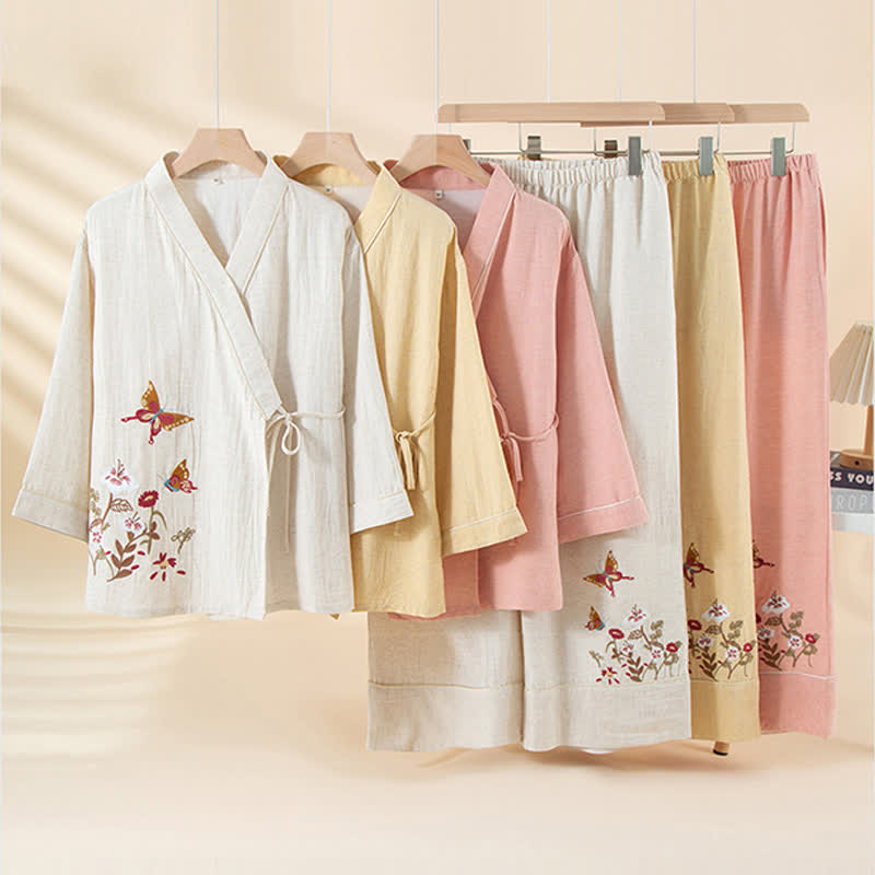 Ensemble de vêtements d'intérieur kimono avec broderies de papillons et de fleurs - image 1