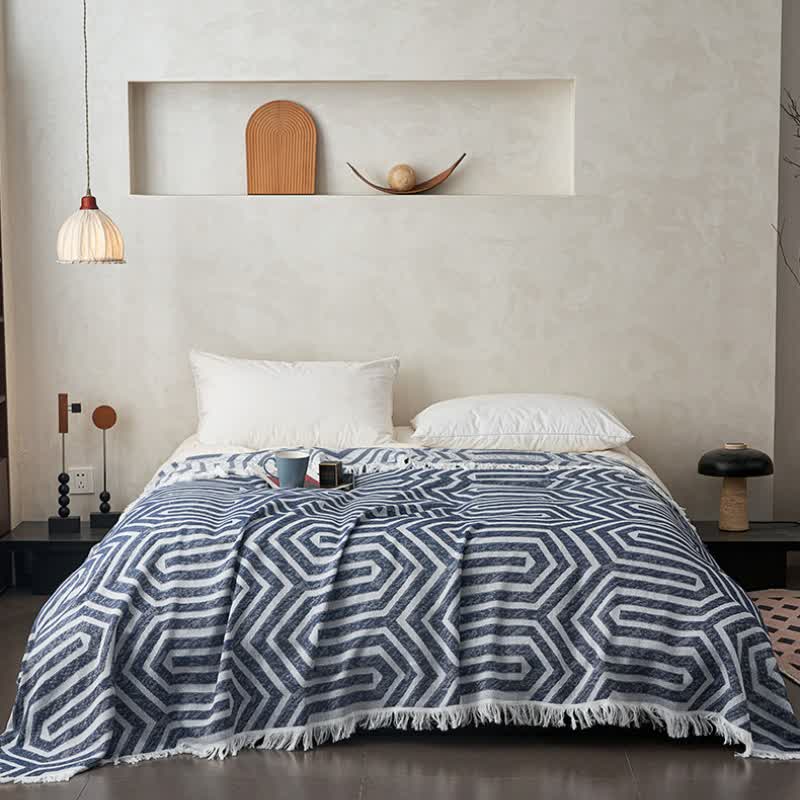 Couette réversible en coton avec pompons et motif à carreaux style jacquard - image 4