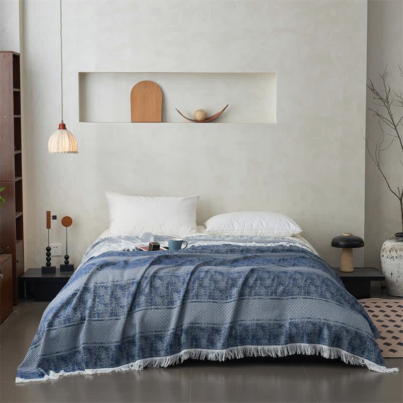 Couette moderne réversible en coton jacquard avec pompons - image 6