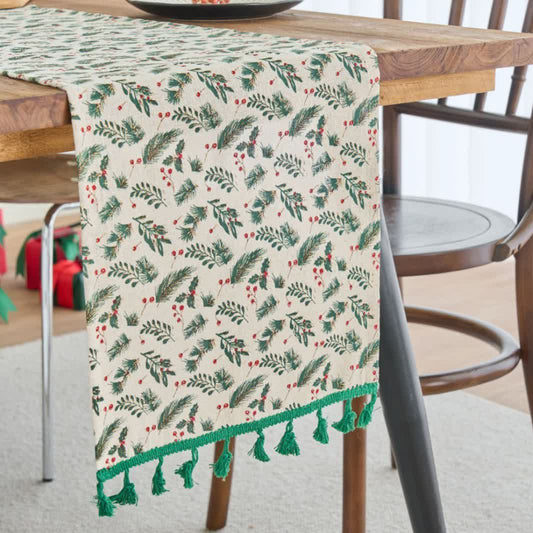 Chemin de table avec motif d'aiguilles de pin et de baies - 33 cm x 275 cm - image 0