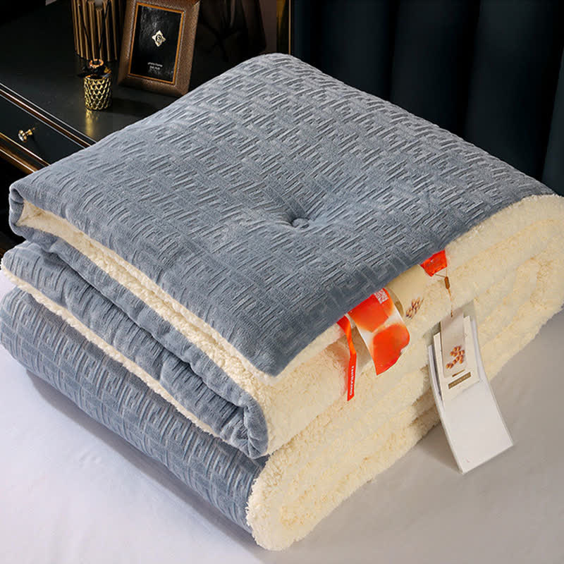 Couverture Sherpa avec gaufrage géométrique - image 8