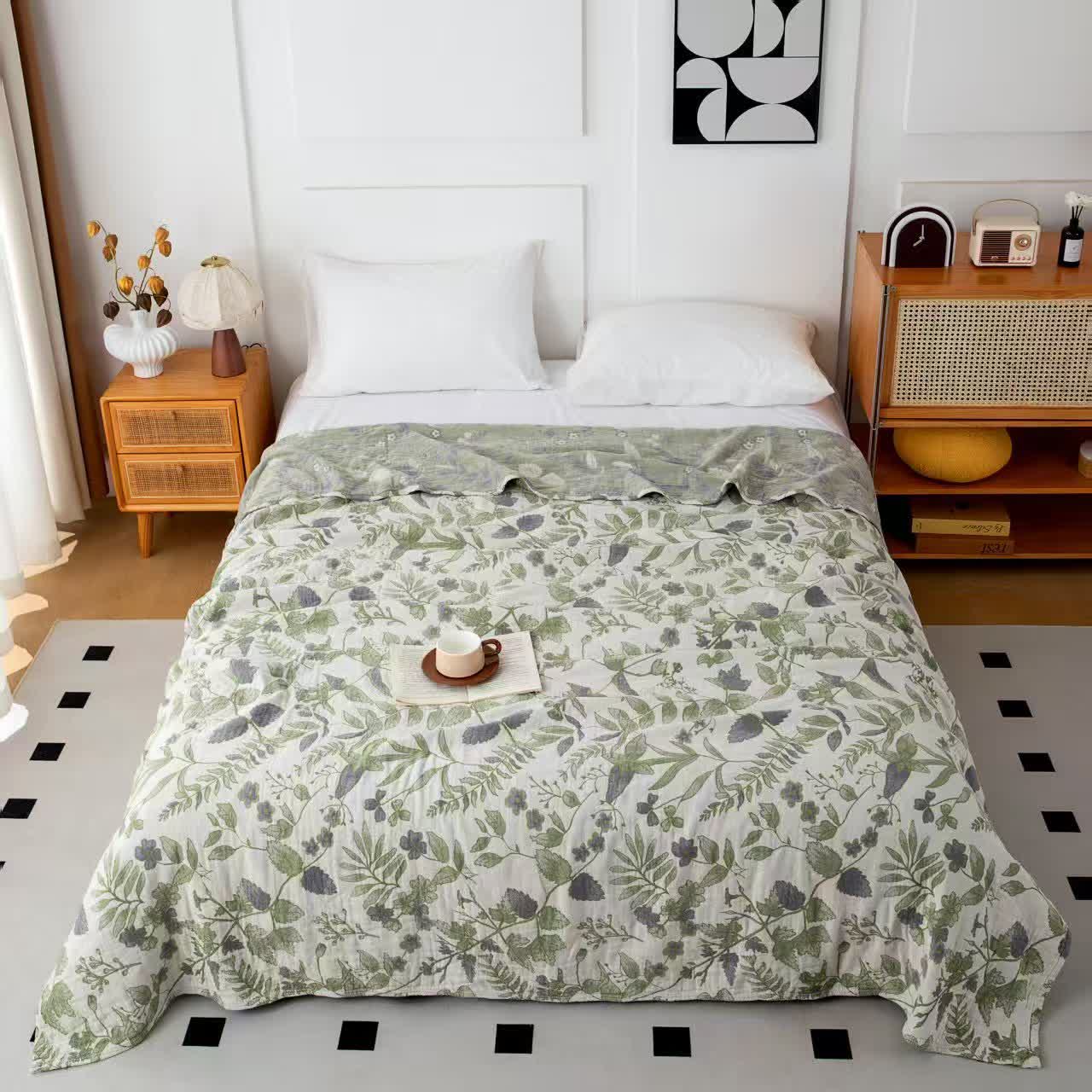 Couette en gaze de coton multicouche à motif floral - Vert - 200cm x 230cm - image 1