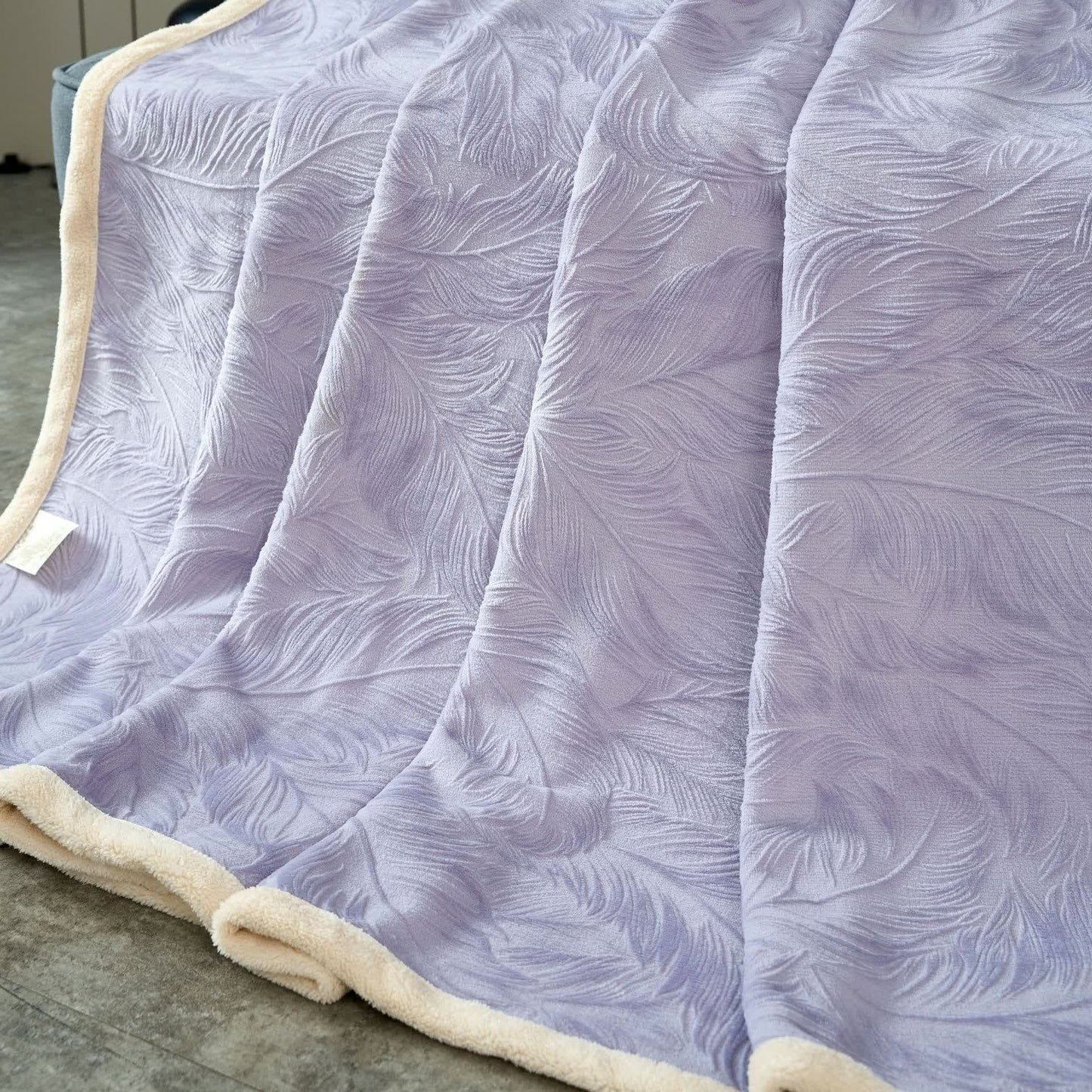 Couverture chaude avec structure en feuilles - image 11