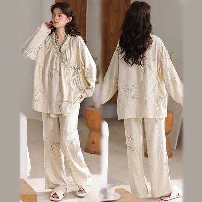 Ensemble de vêtements d'intérieur avec kimono et feuilles de bambou - image 3