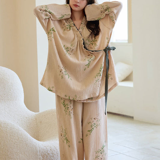 Ensemble de vêtements d'intérieur avec kimono et imprimé feuilles botaniques - 2XL - image 0