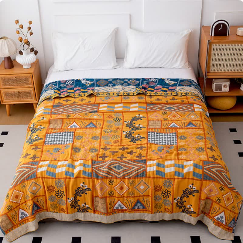 Couette patchwork en coton naturel à motifs géométriques - image 1