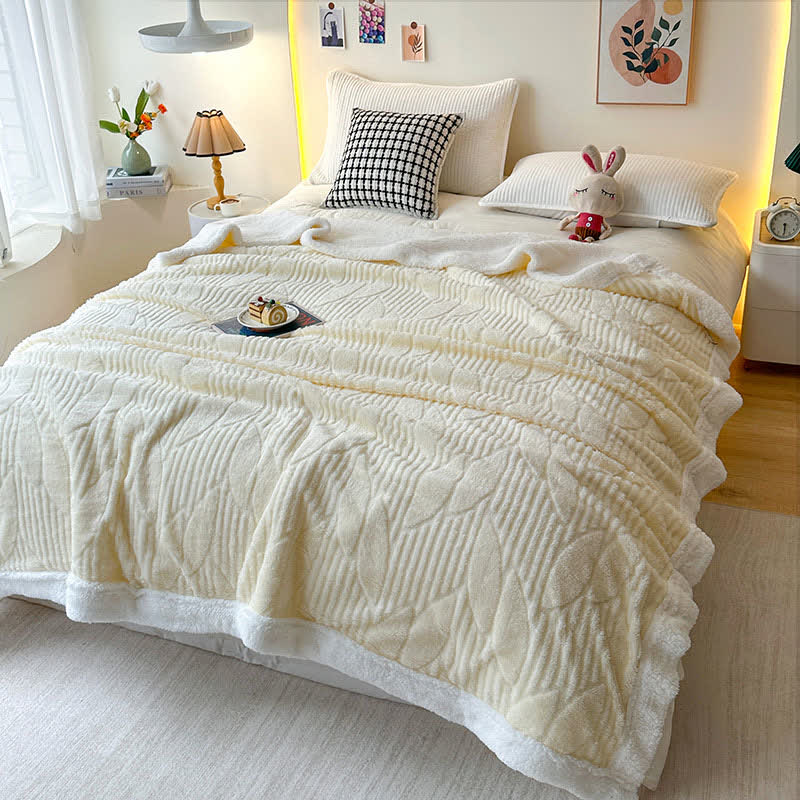 Couverture Sherpa à imprimé feuilles - Beige - 200cm x 230cm - image 0