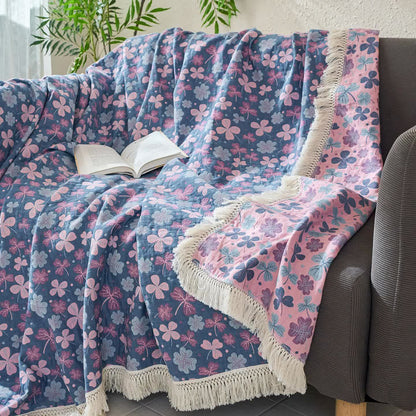 Couette réversible en coton lin et jacquard à motif trèfle - image 1