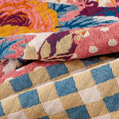 Couette patchwork en gaze de coton naturel à motif floral - image 4