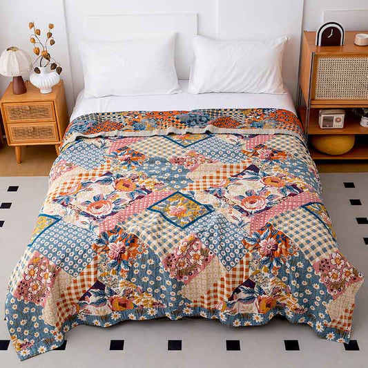 Couette patchwork en gaze de coton naturel à motif floral - 200 cm x 230 cm - image 0
