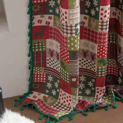 Rideau patchwork à pompons et imprimé de Noël - image 5
