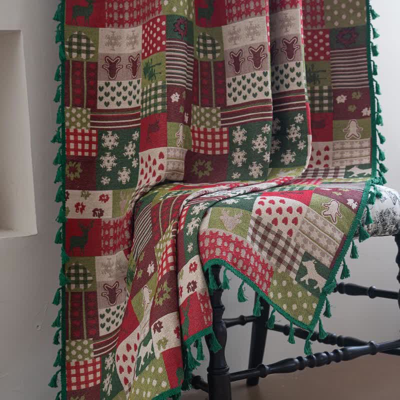 Rideau patchwork à pompons et imprimé de Noël - image 4