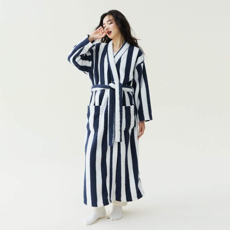 Peignoir chaud en peluche à rayures contrastées - Bleu et blanc - XL - image 6