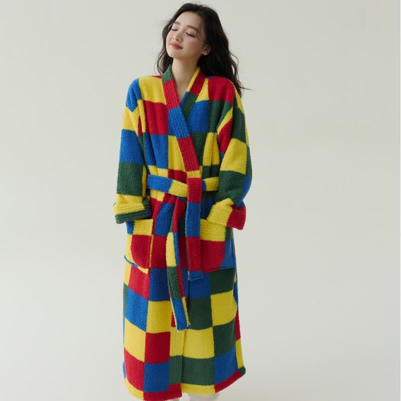 Manteau en peluche long, chaud et coloré à carreaux - image 1