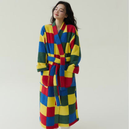 Manteau en peluche long, chaud et coloré à carreaux - image 1