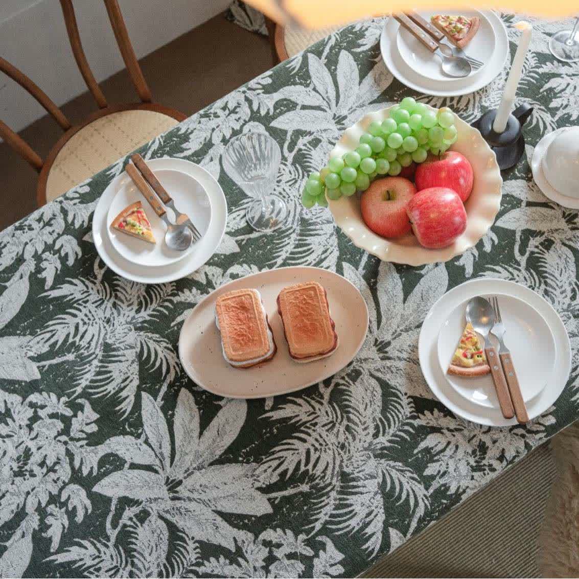 Nappe jacquard à motif de feuilles d'îles tropicales - image 4