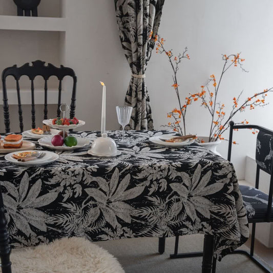Nappe jacquard à motif de feuilles d'îles tropicales - Noir - 140 cm x 260 cm - image 0