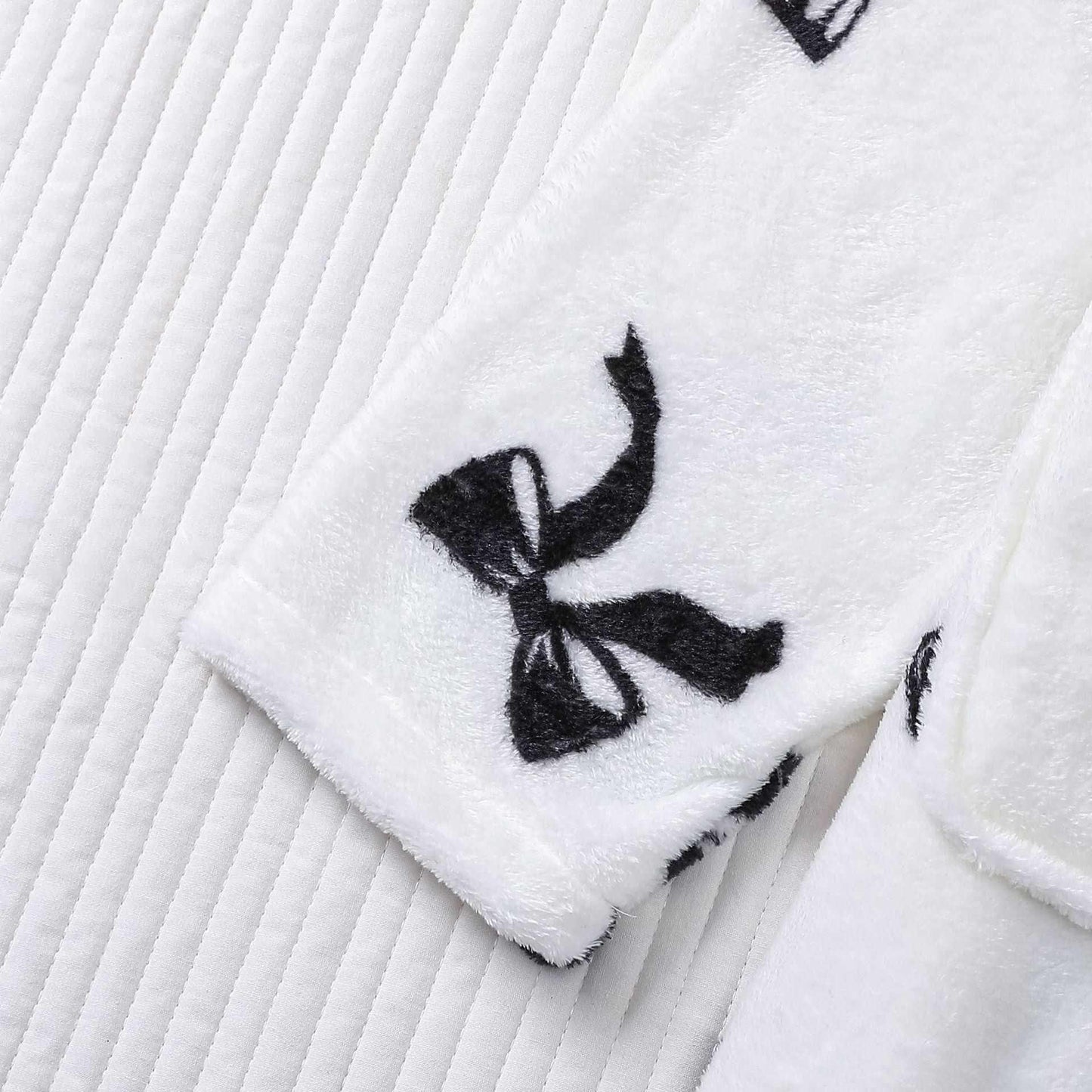 Peignoir en peluche noir avec motif nœud - image 6
