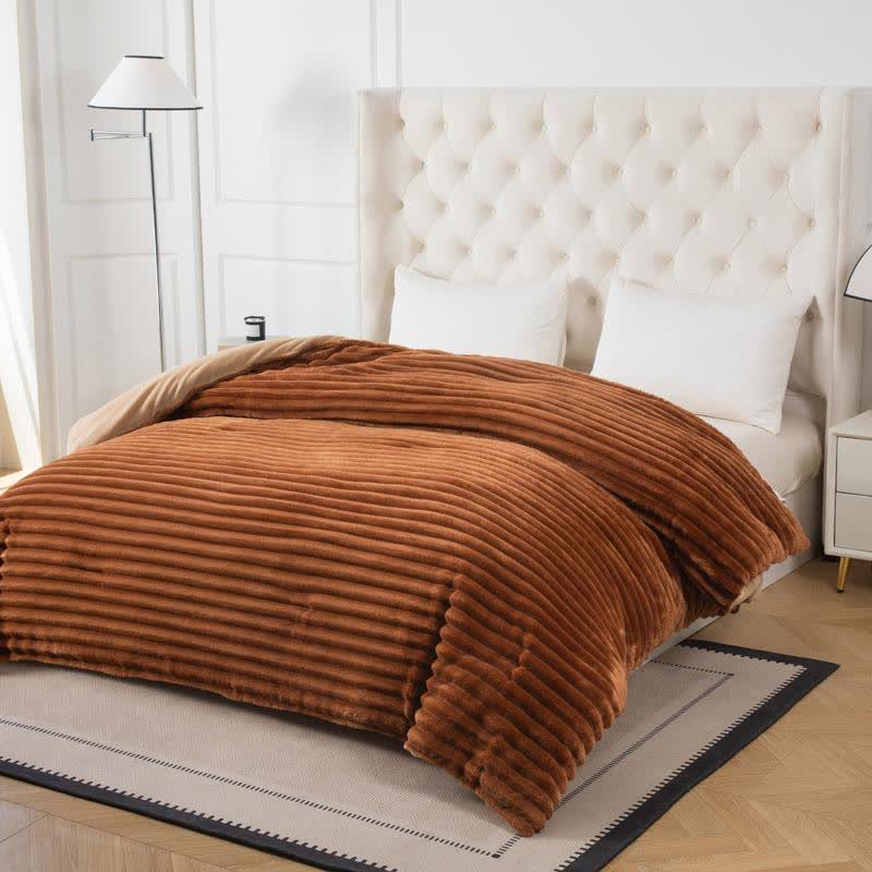 Couverture en peluche côtelée unie - image 11