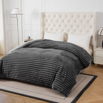 Couverture en peluche côtelée unie - image 31