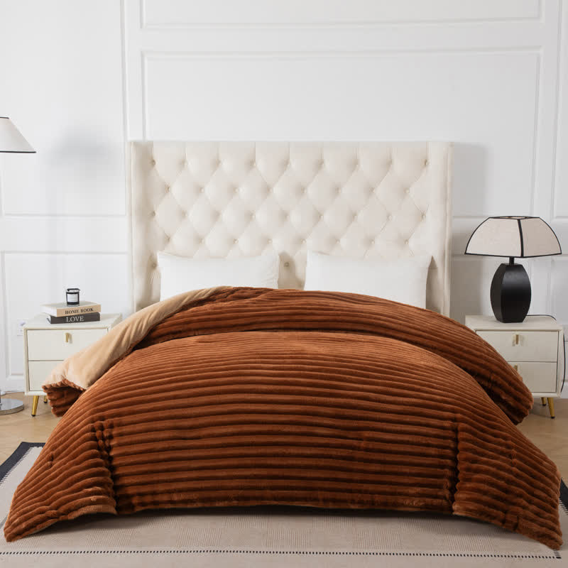 Couverture en peluche côtelée unie - image 10