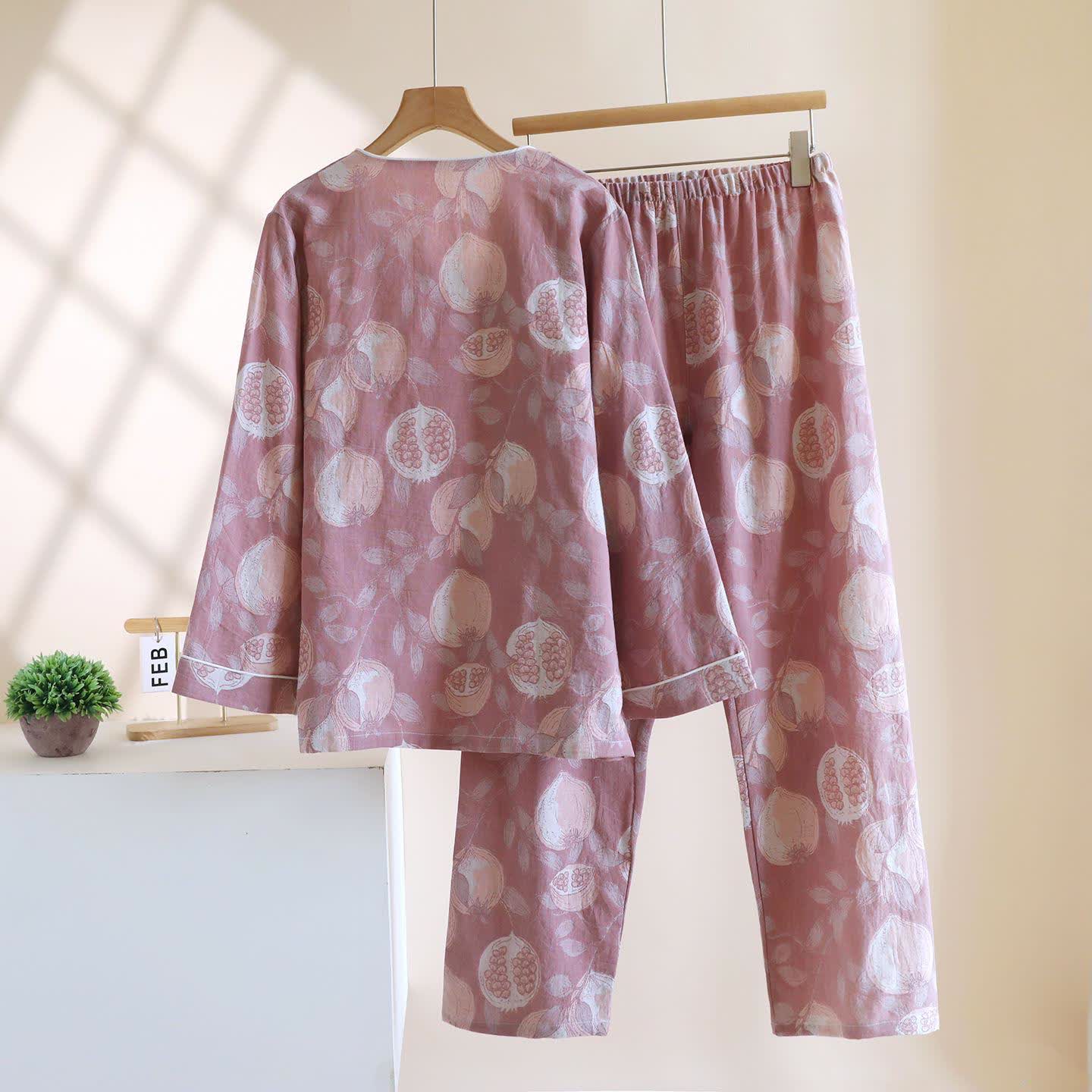 Ensemble de vêtements d'intérieur vintage en gaze de coton à motif grenade - image 3