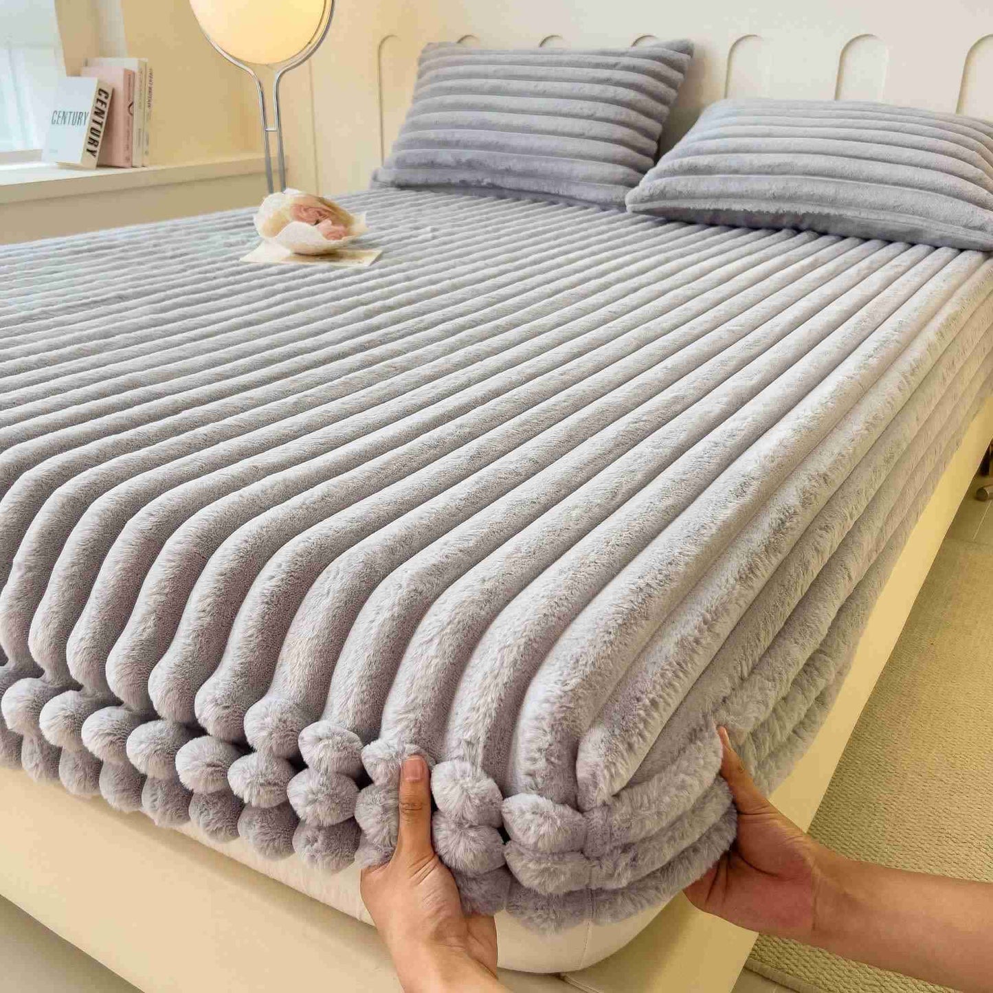 Drap-housse simple et chaud en polaire pelucheuse - Gris - Drap avec 2 taies d'oreiller - 200 cm x 220 cm - image 5