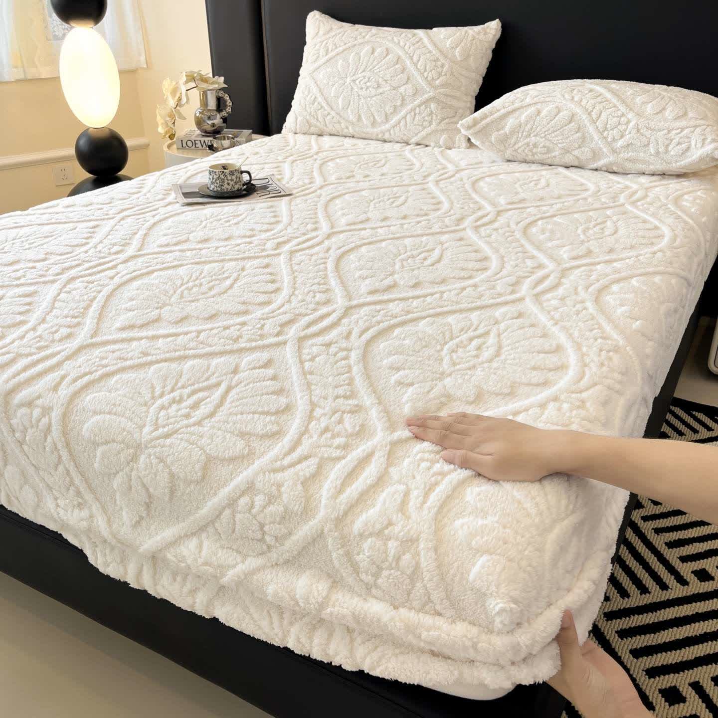 Drap-housse polaire chaud avec motif ondulé et motif floral - Blanc - Drap avec 2 taies d'oreiller - 200 cm x 220 cm - image 2