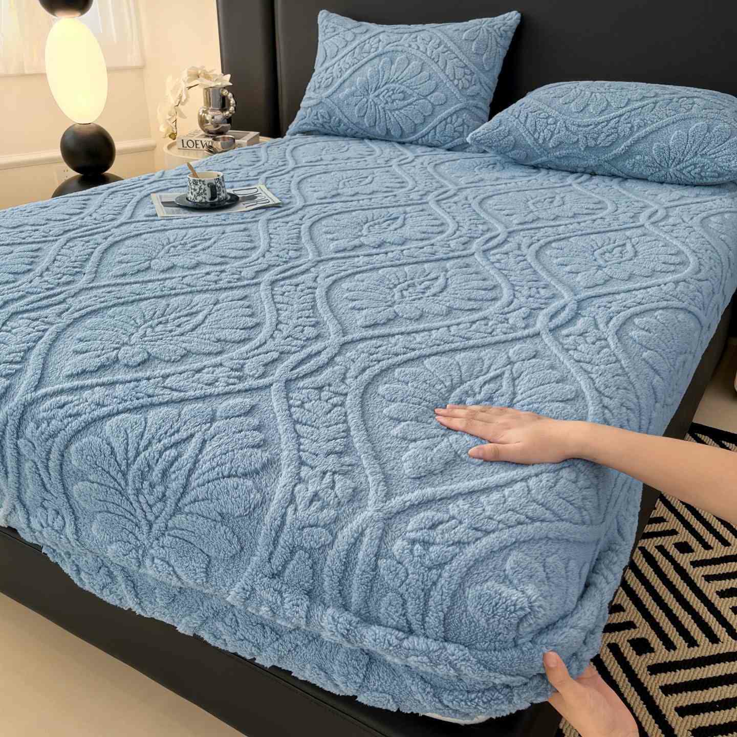 Drap-housse polaire chaud avec motif ondulé et motif floral - Bleu - Drap avec 2 taies d'oreiller - 200 cm x 220 cm - image 6