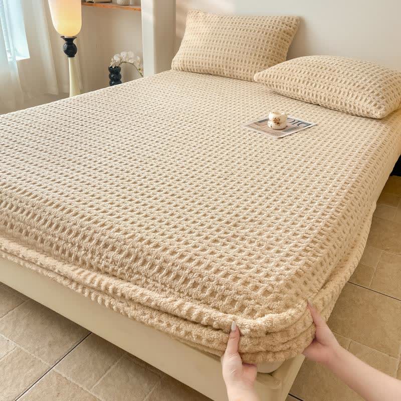 Drap-housse en polaire chaude avec structure gaufrée - Kaki - Drap avec 2 taies d'oreiller - 200 cm x 220 cm - image 1