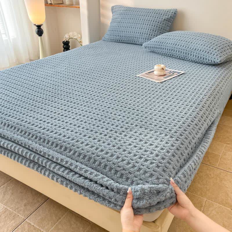 Drap-housse en polaire chaude avec structure gaufrée - Bleu brume - Drap avec 2 taies d'oreiller - 200 cm x 220 cm - image 12