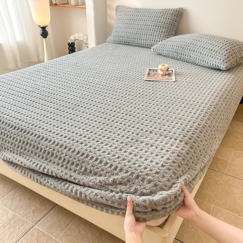 Drap-housse en polaire chaude avec structure gaufrée - Gris clair - Drap avec 2 taies d'oreiller - 200 cm x 220 cm - image 10
