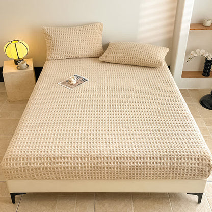 Drap-housse en polaire chaude avec structure gaufrée - image 2
