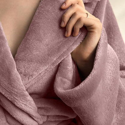 Peignoir en polaire peluche rose avec col à revers - image 9