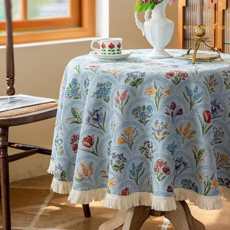 Nappe vintage avec pompon et bouquet fleuri - image 12